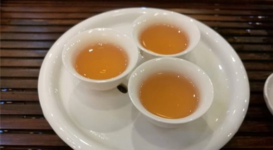 “茶滿欺人”是什麼意思？為什麼說茶滿欺人？